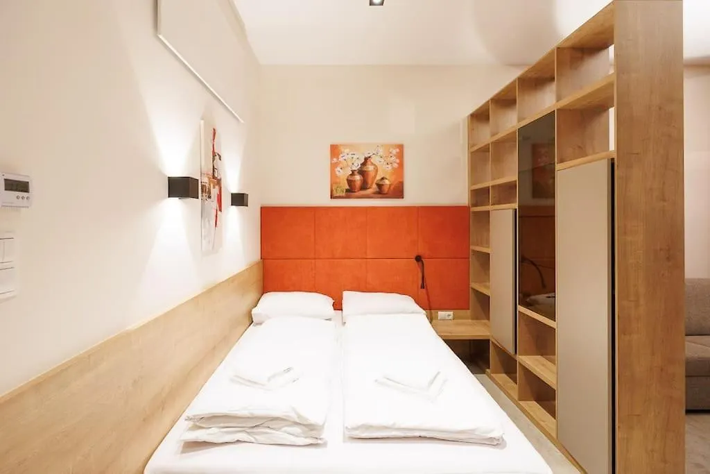 New #Viennalove Apartment In Margareten וינה